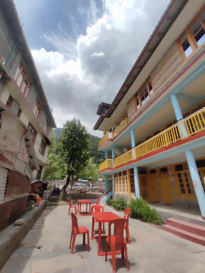 Woods Inn Mountain View Manali Exterior photo