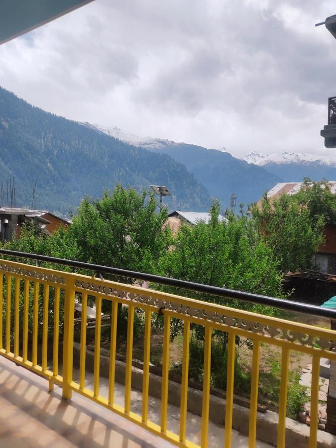 Woods Inn Mountain View Manali Exterior photo